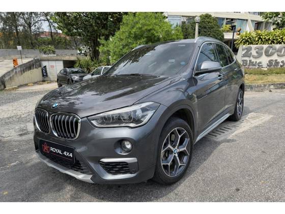 BMW X1 2.0 16V TURBO ACTIVEFLEX SDRIVE20I X-LINE 4P AUTOMÁTICO BMW X1 2.0 16V TURBO ACTIVEFLEX SDRIVE20I X-LINE 4P AUTOMÁTICO